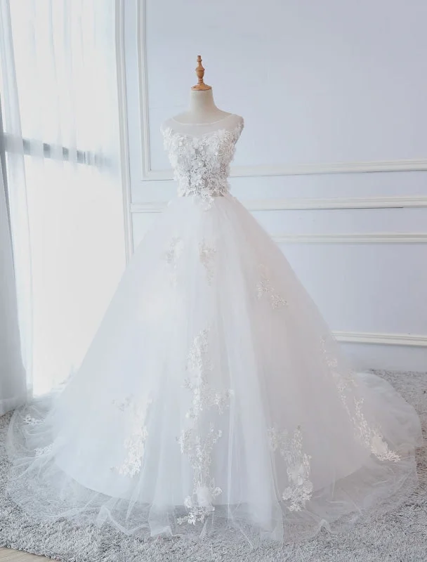 Princess Wedding Dresses Ball Gowns Lace Flowers Applique Sleeveless Bridal Gowns With Train