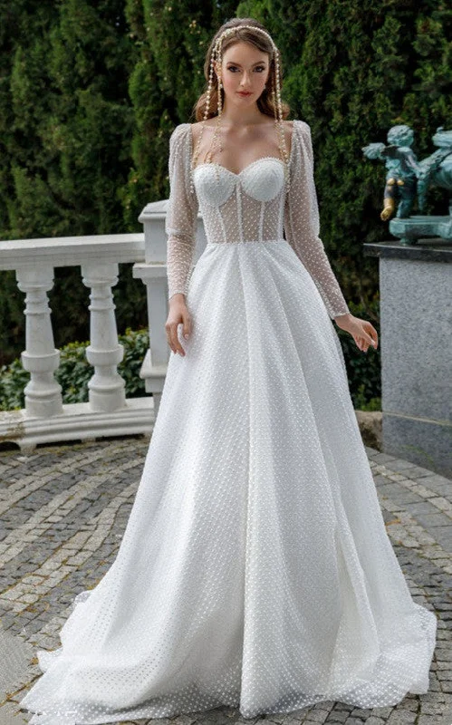 Vintage A-Line Sweetheart Tulle Wedding Dress with Sweep Train-716421